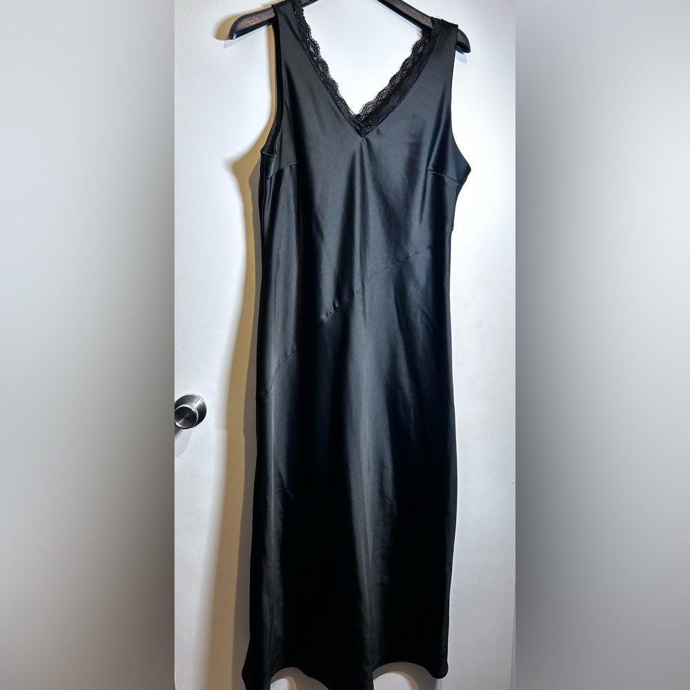Nicole Miller Black Maxi Sleeveless Satin Slip Dress (L/14)